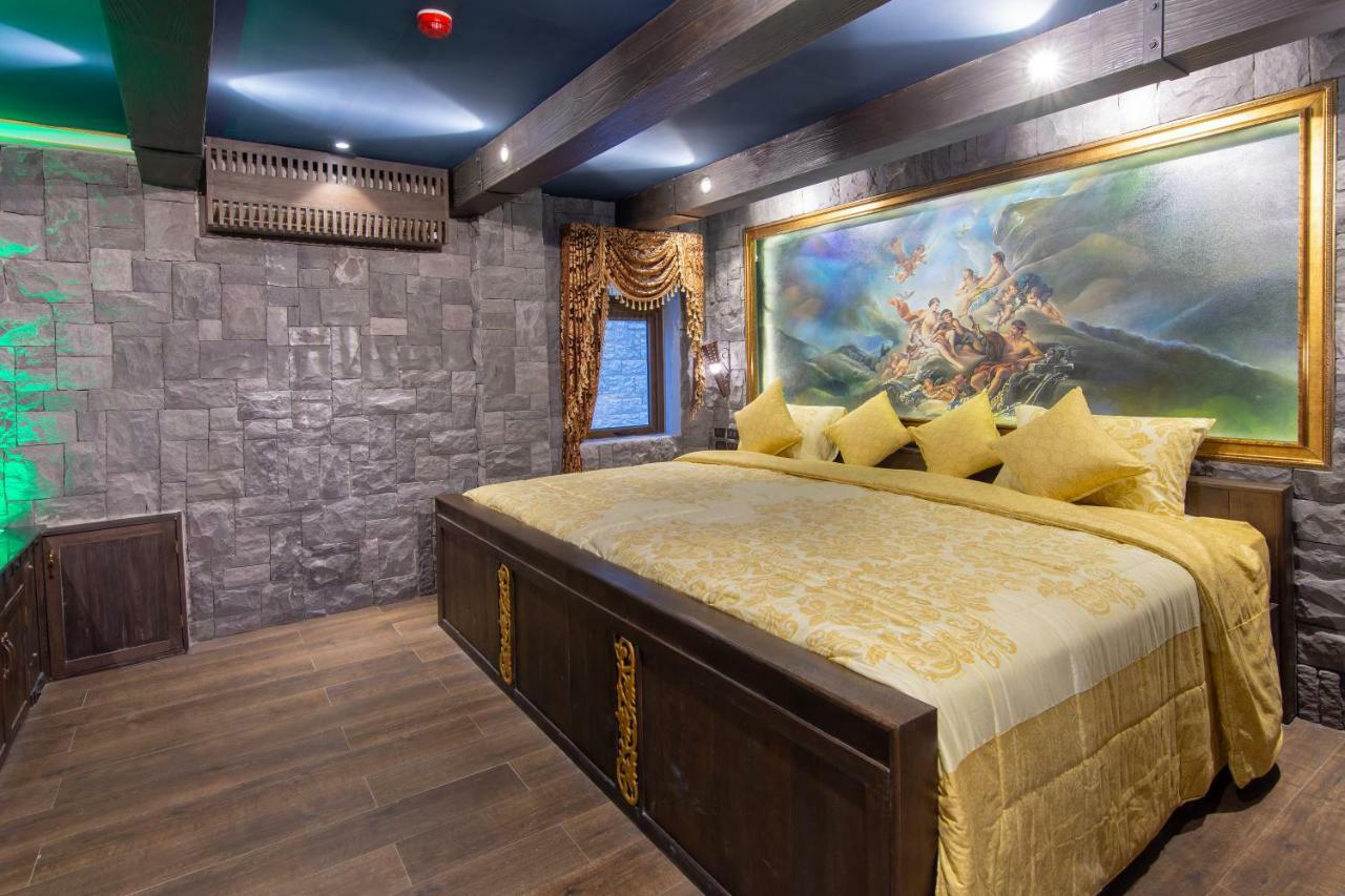Castle Suites Pattaya Esterno foto